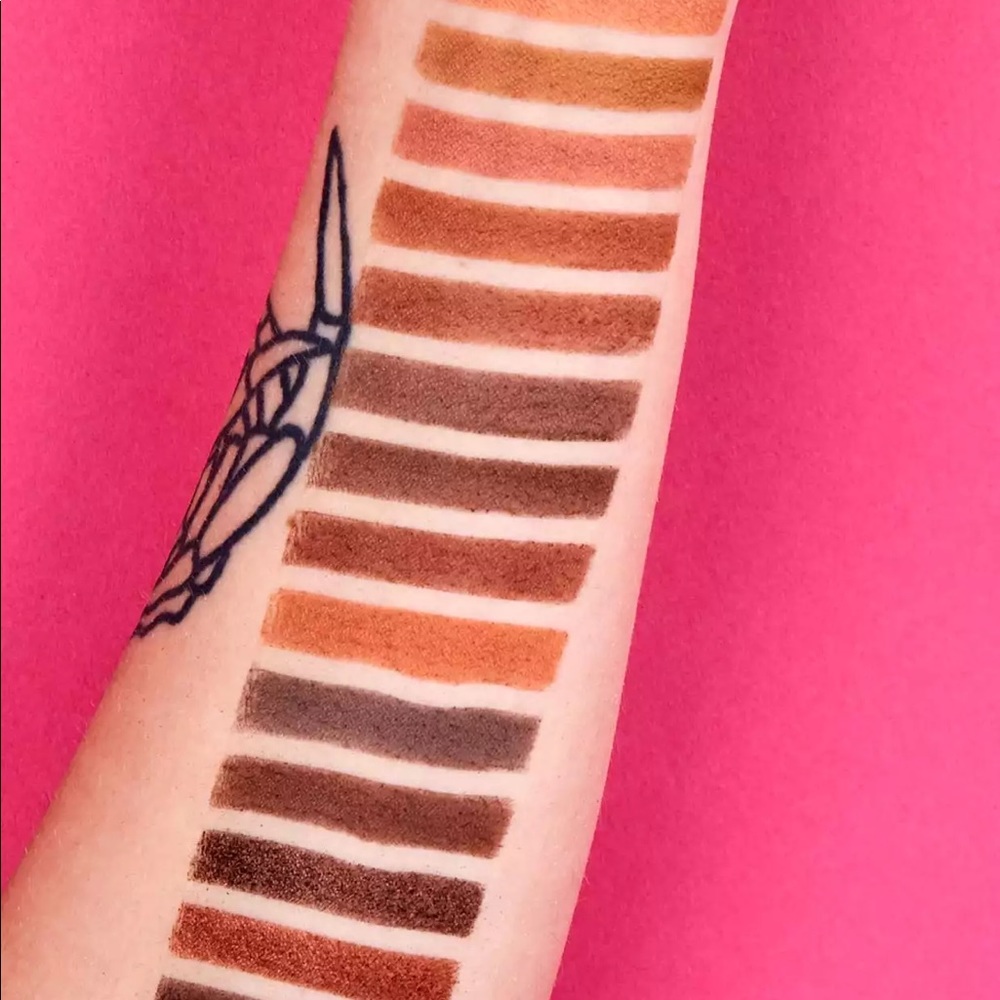 Makeup pallete - Picture 2 of 2